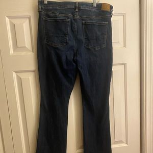 AE woman’s 14 regular